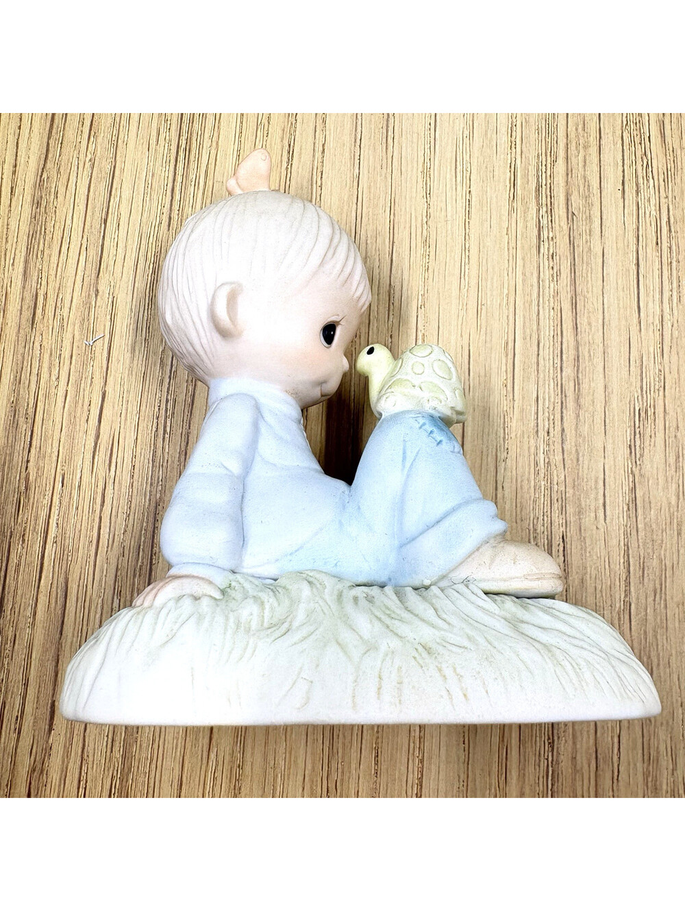 Vintage Precious Moments "Love Is Kind" E-1379/A, Original 21, 1977